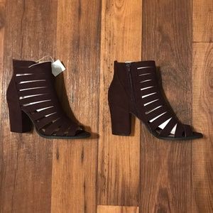 Maroon High Ankle Block Heel